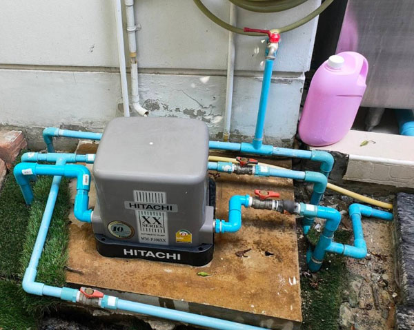 งานเปลี่ยนชักโครก