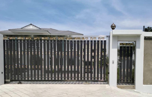 งานทำประตูสแตนเลส