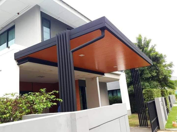 งานซ่อมหลังคารั่วบ้านพักอาศัย