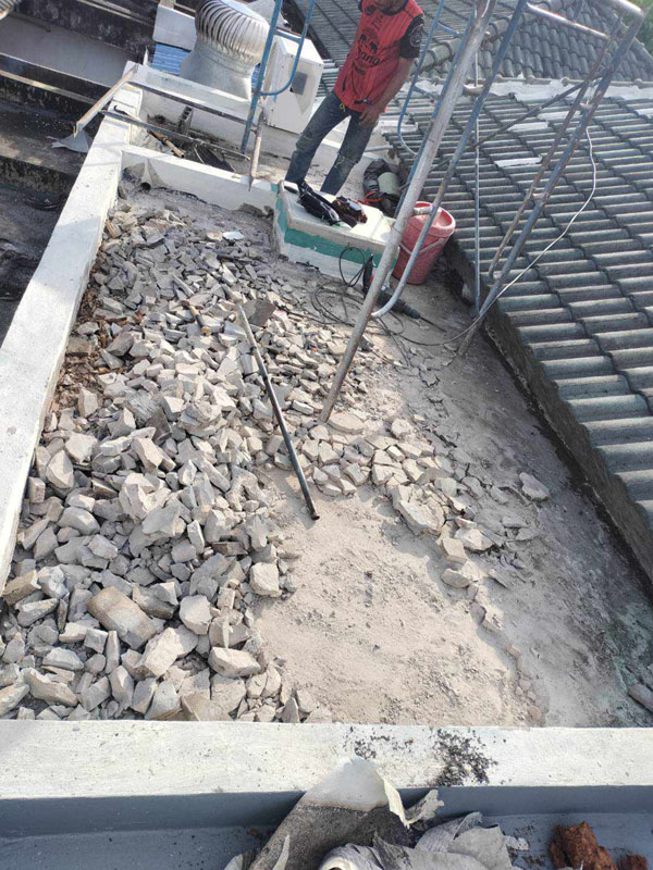 งานครอบสันหลังคา